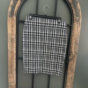 Ann Taylor Black and White Checkered Pencil Skirt